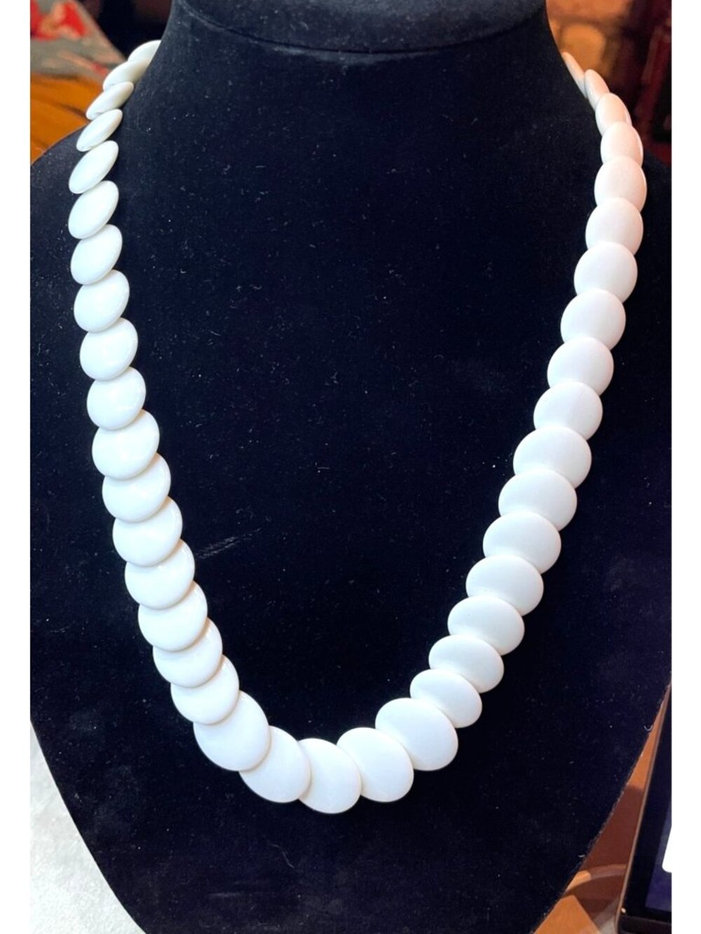 Vintage Trifari Graduated White Disc Bead Necklace MCM